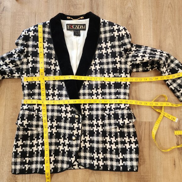 Vintage Escada Plaid Houndstooth Blazer Velvet Collar Classic Wool Sz 42 - Picture 5 of 15